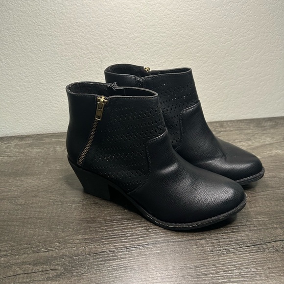 JINX Size 9 Blackk Ankle Boots - Picture 2 of 14